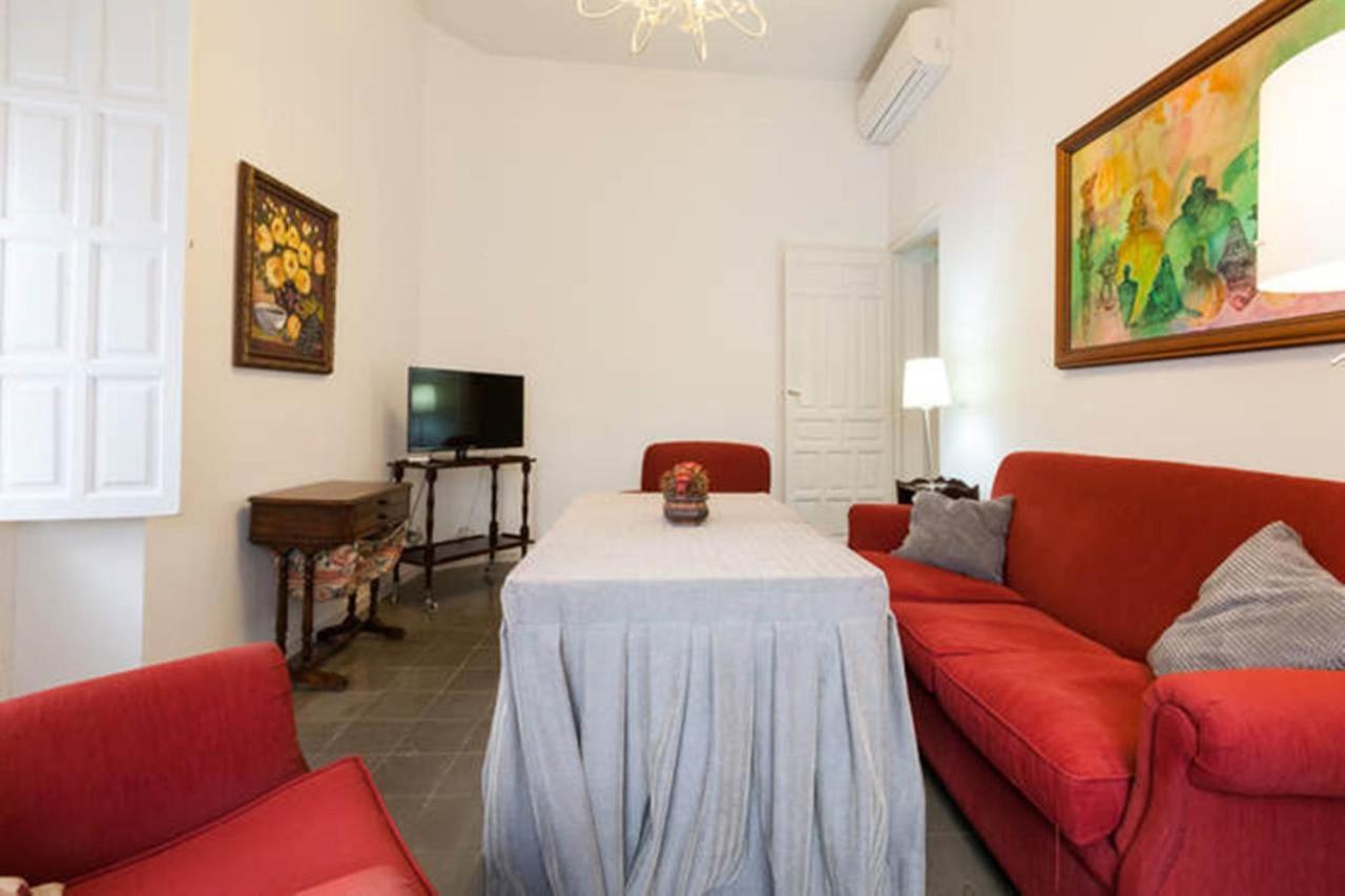 Apartamentos Rg Arenal Севиля Стая снимка
