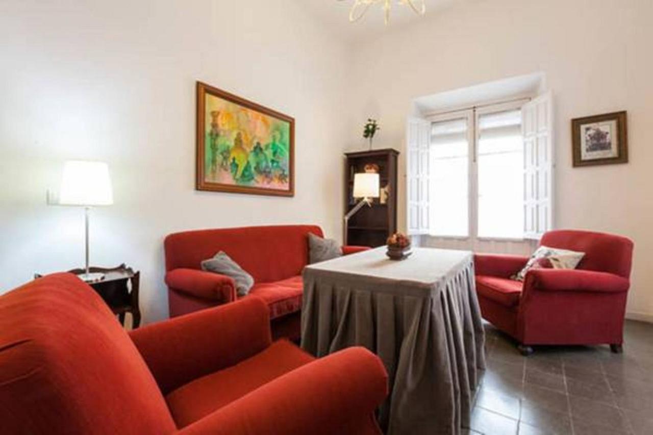 Apartamentos Rg Arenal Севиля Стая снимка