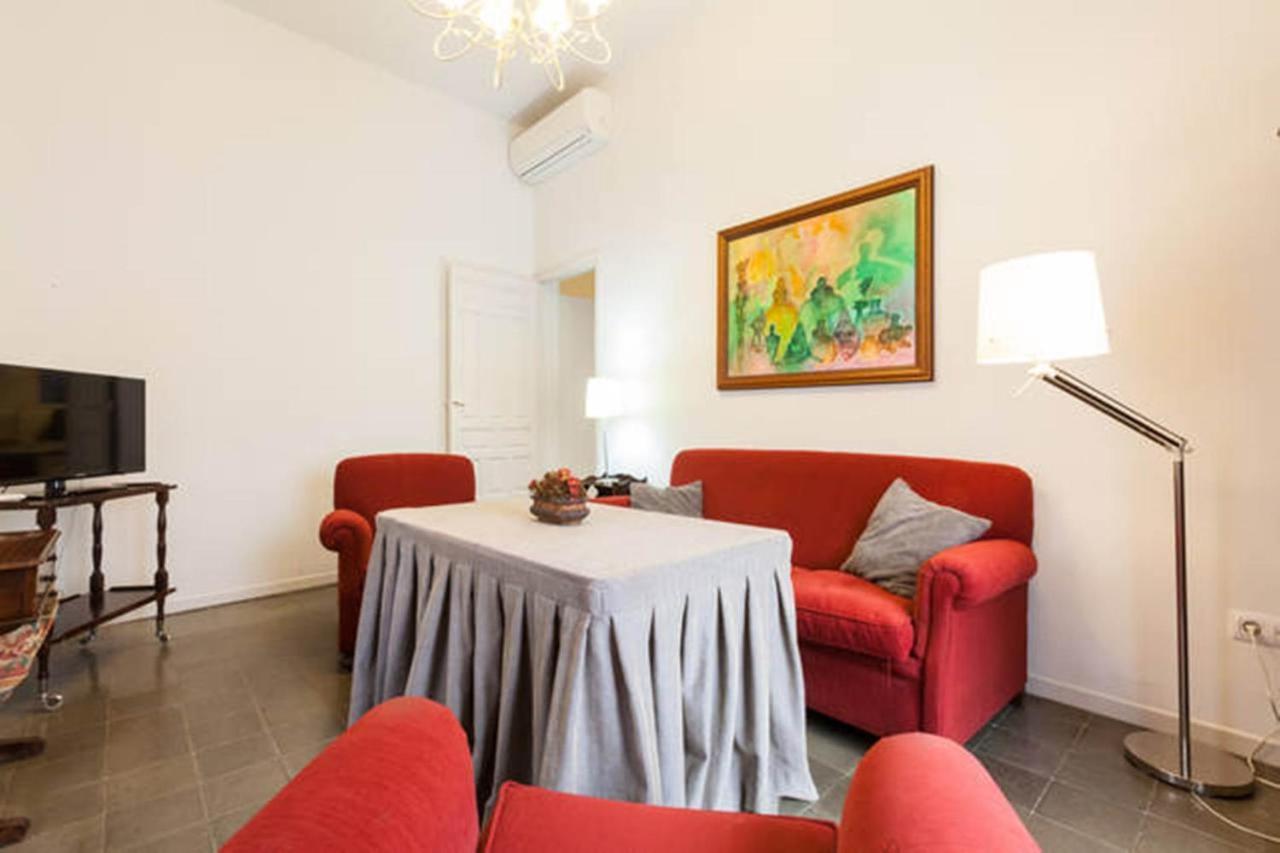 Apartamentos Rg Arenal Севиля Стая снимка